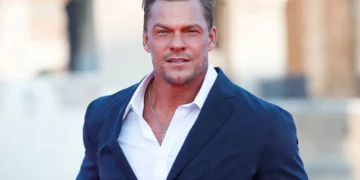 El patrimonio neto de Alan Ritchson